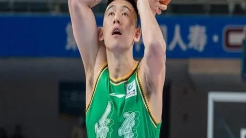 冰雪运动新引擎：新兴职业崭露头角（体育视角）